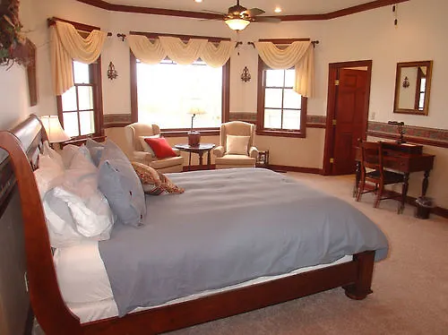 Brightwood Couette-café 3*