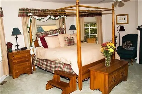 Brightwood Couette-café 3*